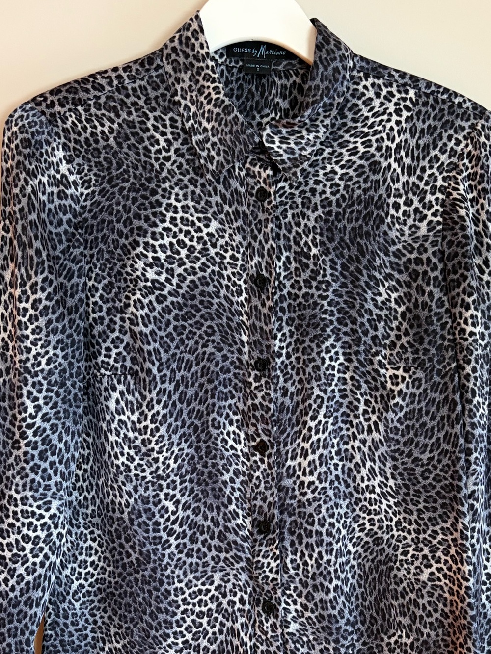 Guess by Marciano size small leopard blouse - Picture 2 of 12